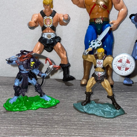 VINTAGE HE MAN & MASTERS OF THE UNIVERSE Mixed Action Figure Toy Lot Of 6ea - Picture 3 of 4
